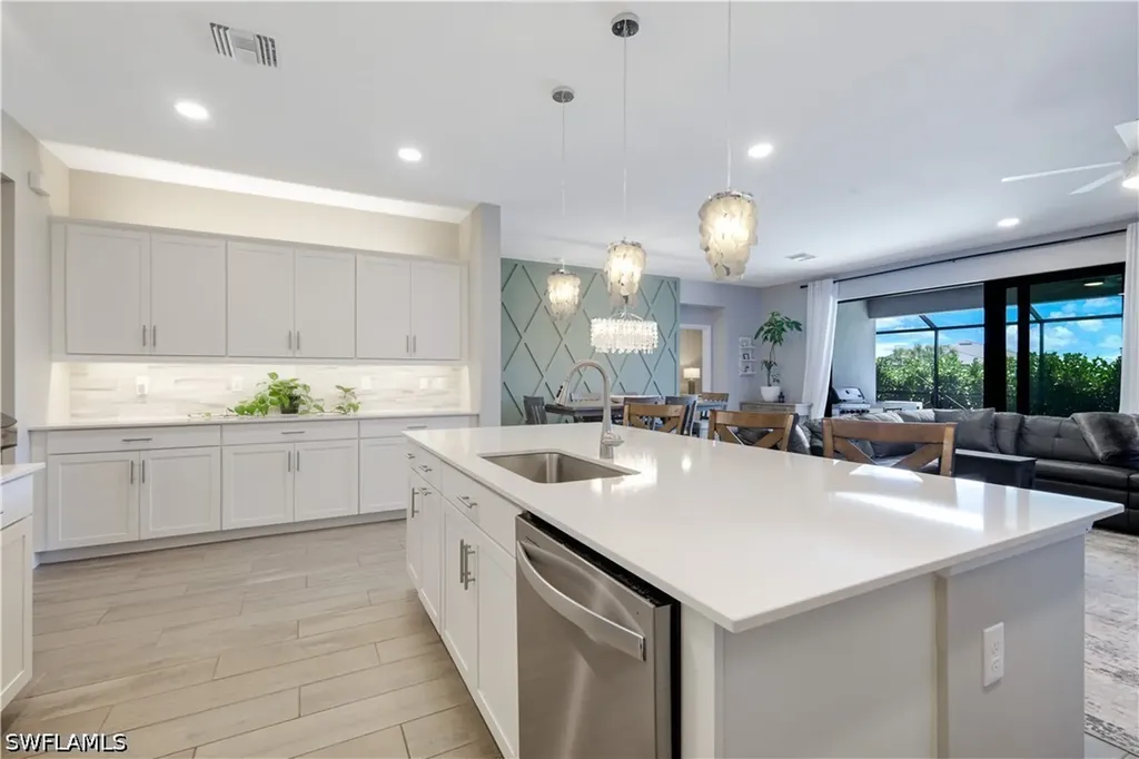 18651 Ives Drive Estero FL 33928