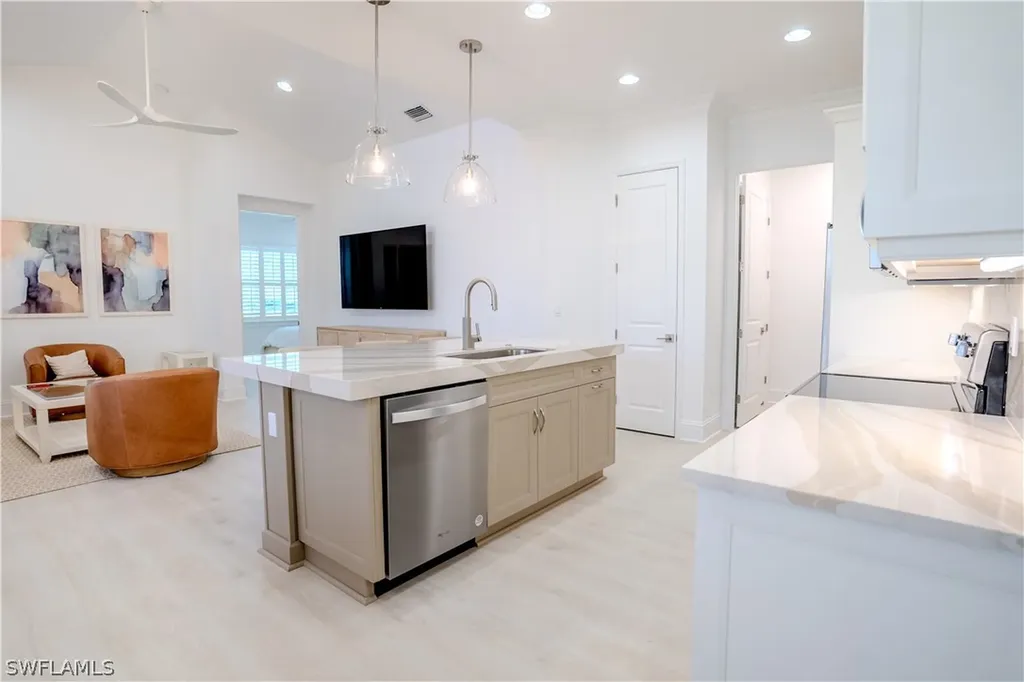 7150 Saona Court Naples FL 34113