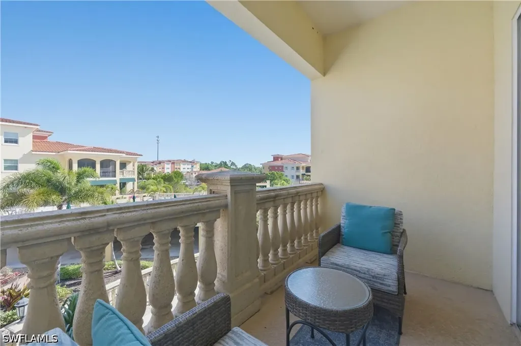 21450 Strada Nuova Circle Estero FL 33928