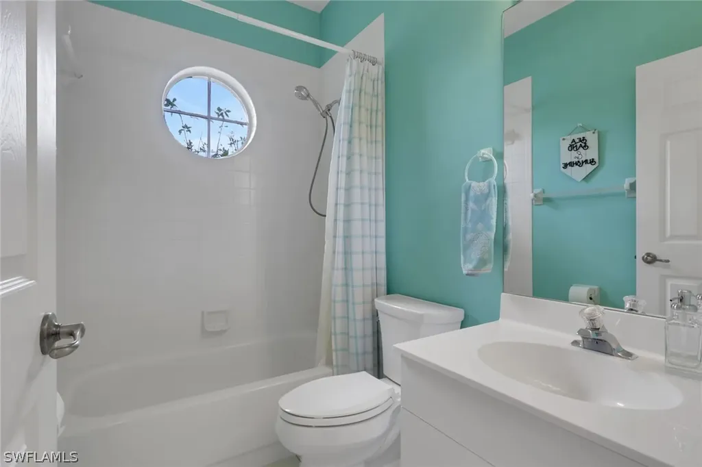 642 Lambton Lane NE Naples FL 34104