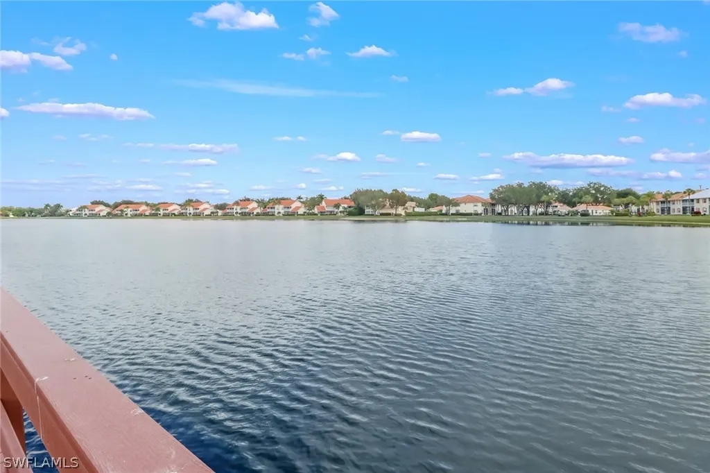 642 Lambton Lane NE Naples FL 34104