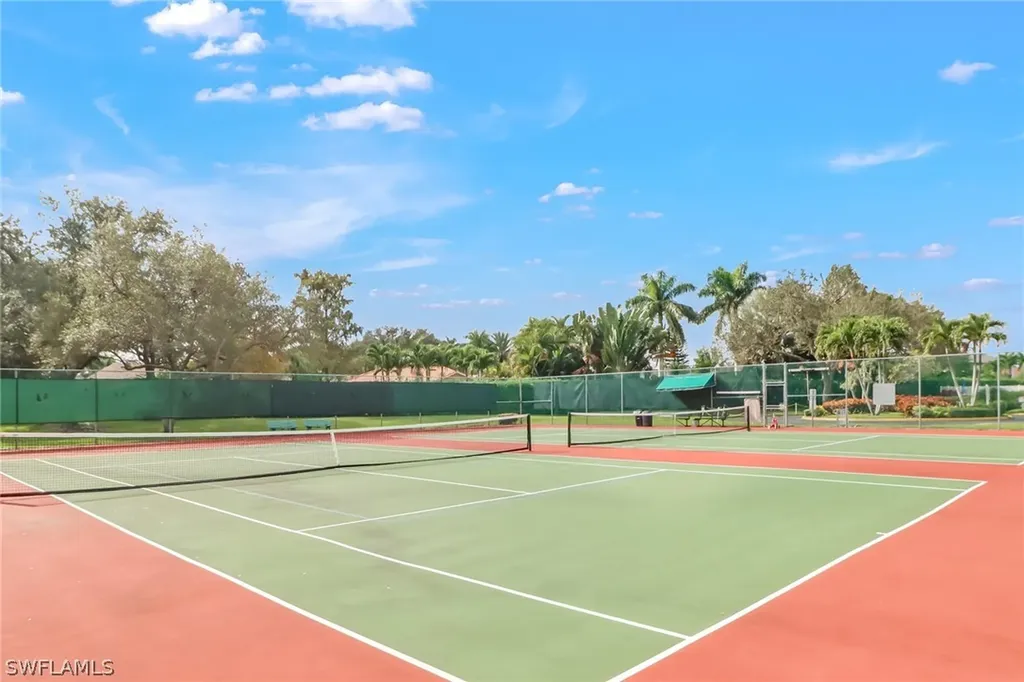 642 Lambton Lane NE Naples FL 34104