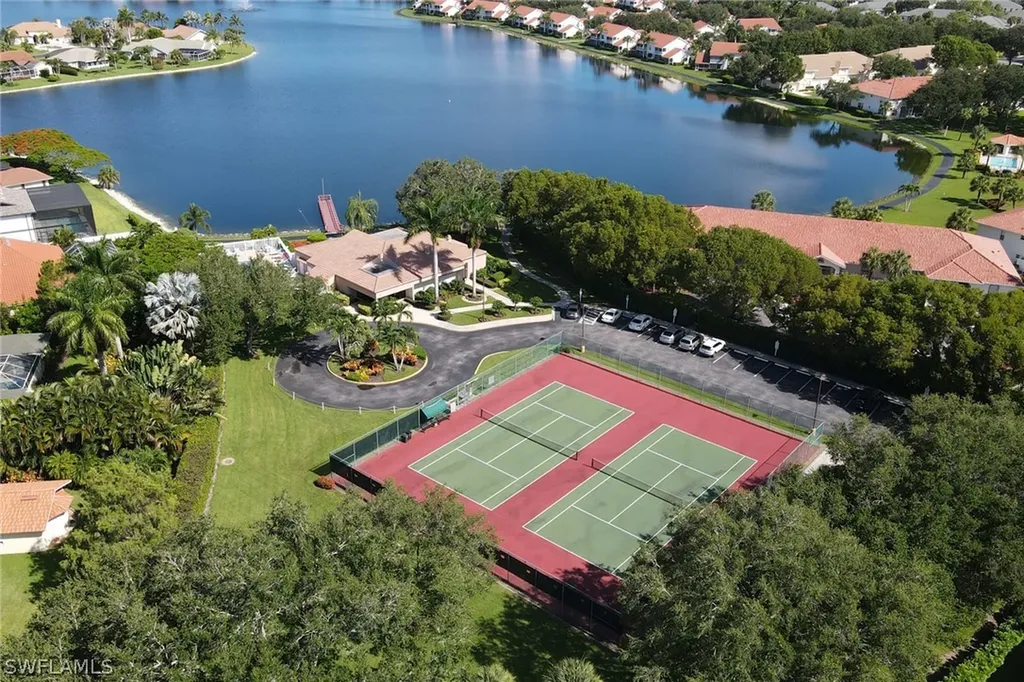 642 Lambton Lane NE Naples FL 34104