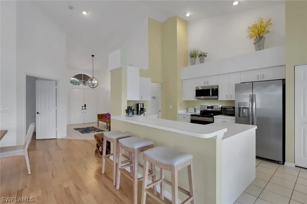 642 Lambton Lane NE Naples FL 34104