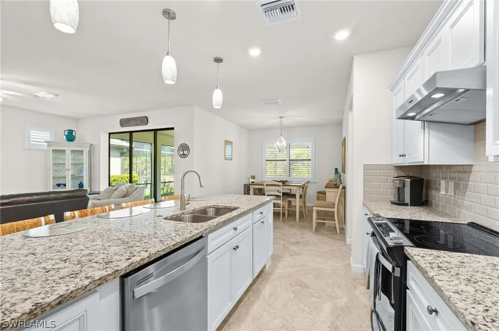 16577 Windsor Way Alva FL 33920