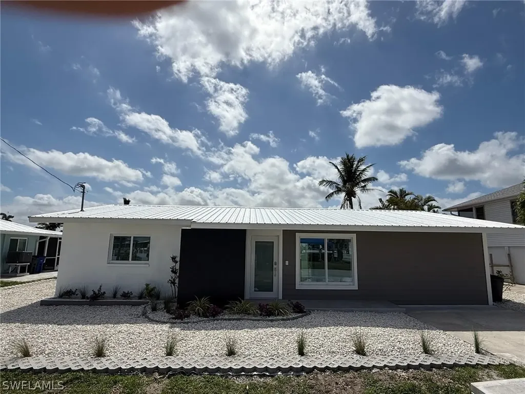 2823 Janet Street Matlacha FL 33993