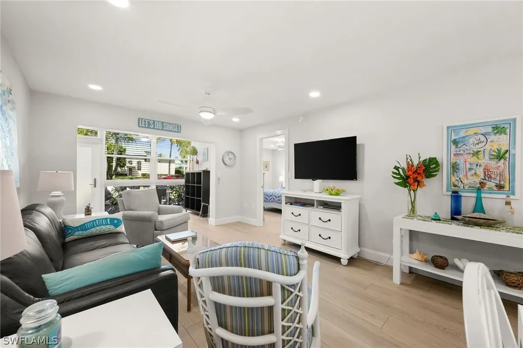 1021 3rd Street S Naples FL 34102