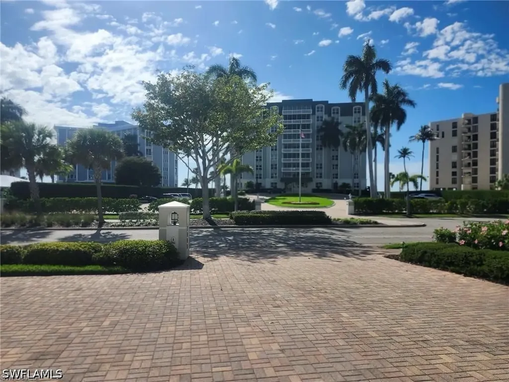 3000 Gulf Shore Boulevard N Naples FL 34103