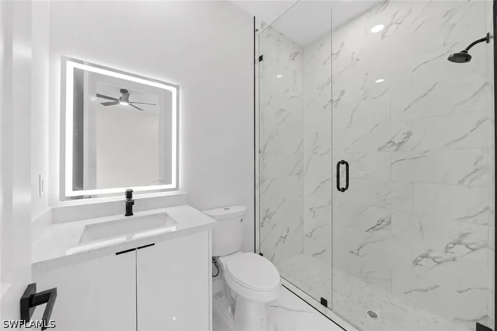 1024/1026 Diplomat Parkway E Cape Coral FL 33909