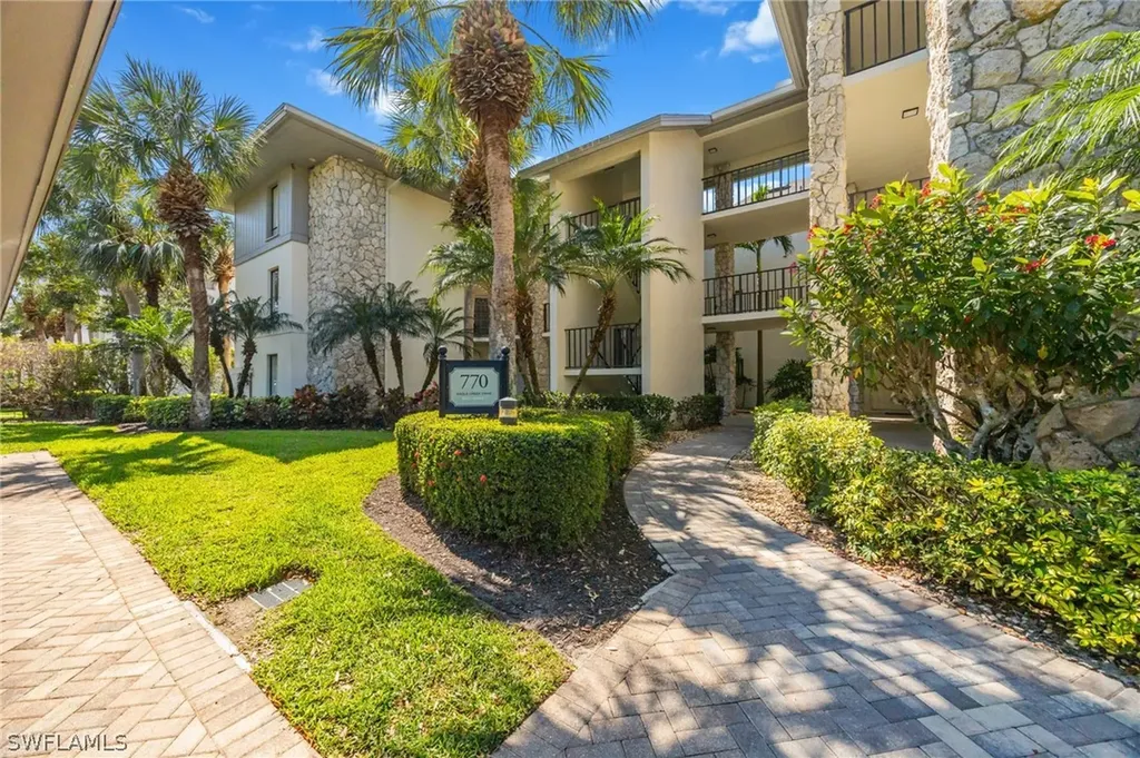 770 Eagle Creek Drive Naples FL 34113