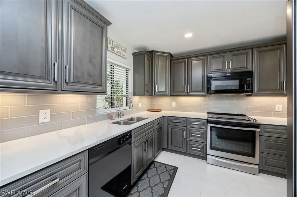 770 Eagle Creek Drive Naples FL 34113