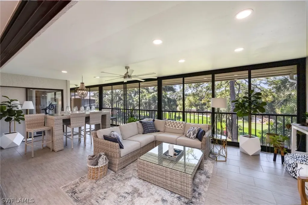 752 Eagle Creek Drive Naples FL 34113
