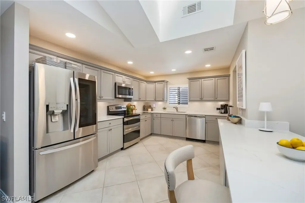 752 Eagle Creek Drive Naples FL 34113