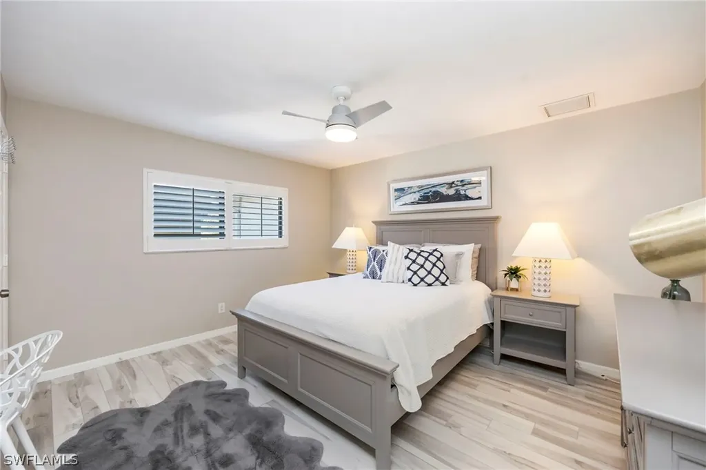 752 Eagle Creek Drive Naples FL 34113
