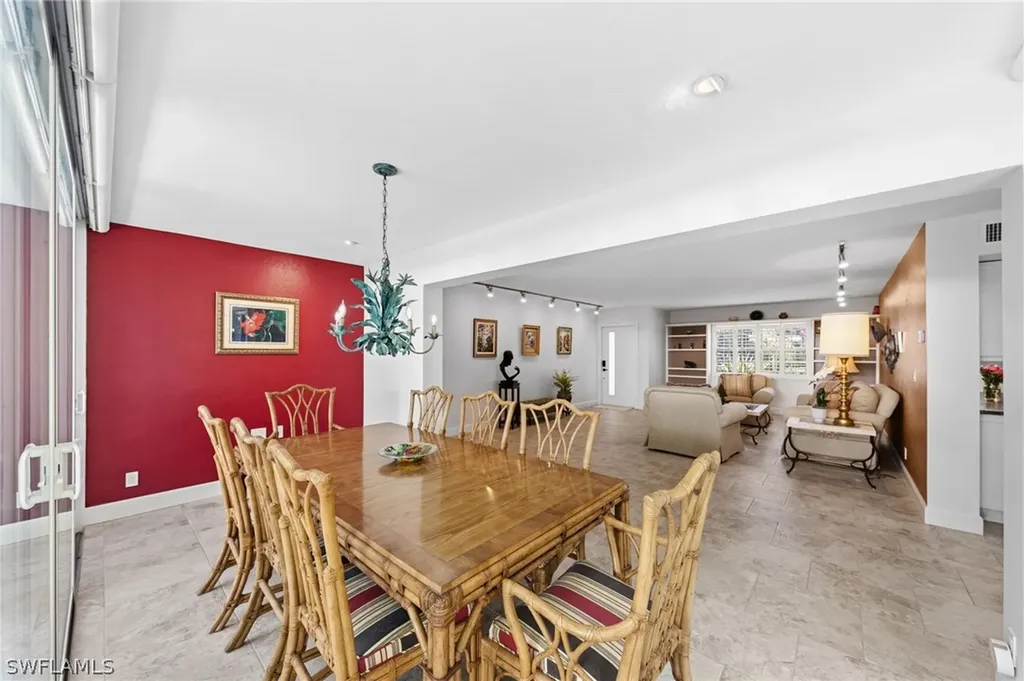 4772 West Boulevard Naples FL 34103