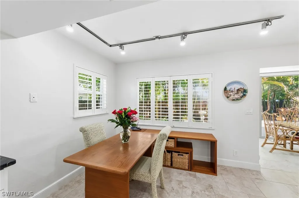 4772 West Boulevard Naples FL 34103