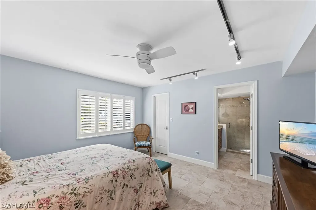 4772 West Boulevard Naples FL 34103