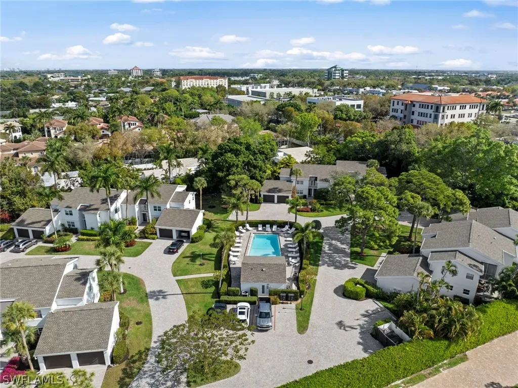 4772 West Boulevard Naples FL 34103