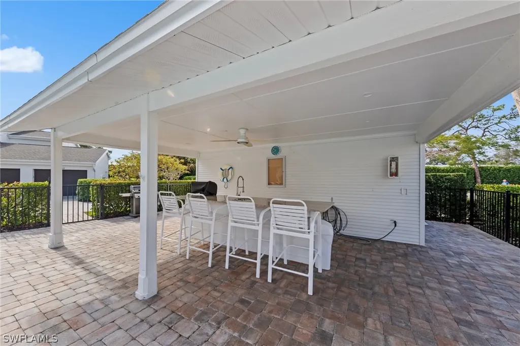 4772 West Boulevard Naples FL 34103