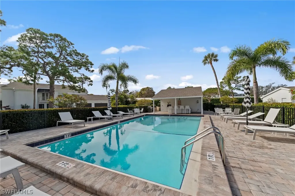 4772 West Boulevard Naples FL 34103