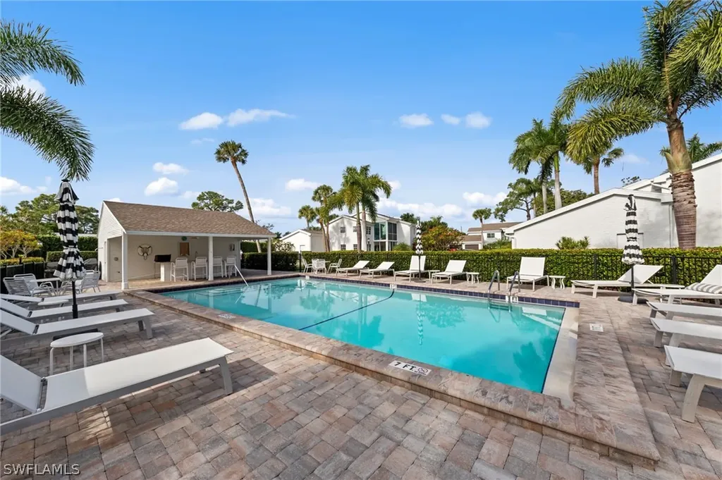 4772 West Boulevard Naples FL 34103