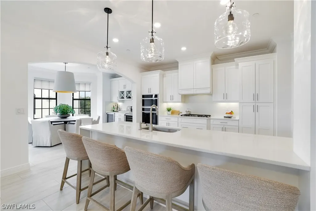 16371 Viansa Way Naples FL 34110