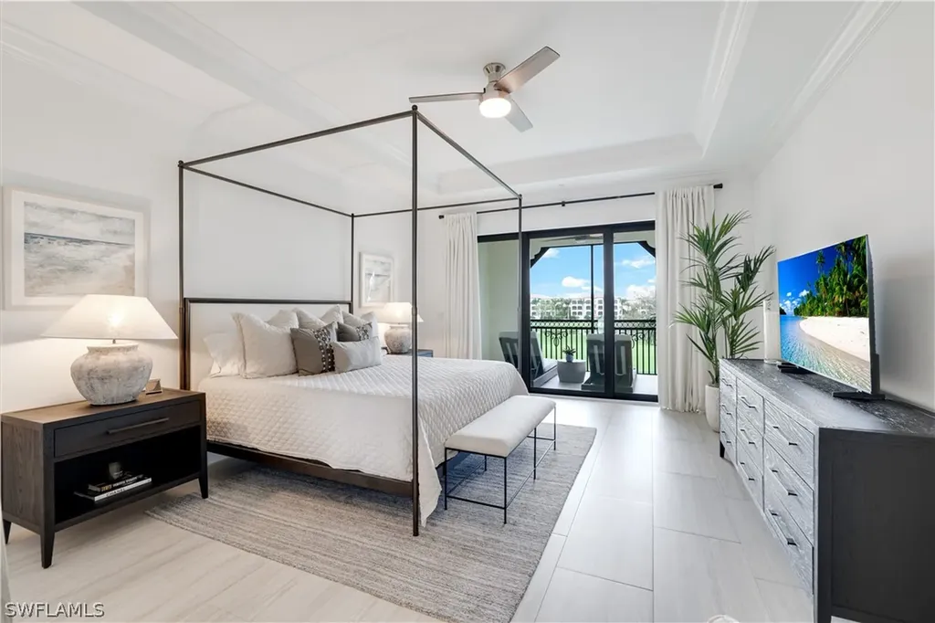 16371 Viansa Way Naples FL 34110