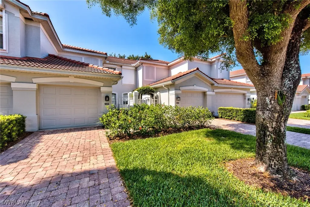 2190 Arielle Drive Naples FL 34109