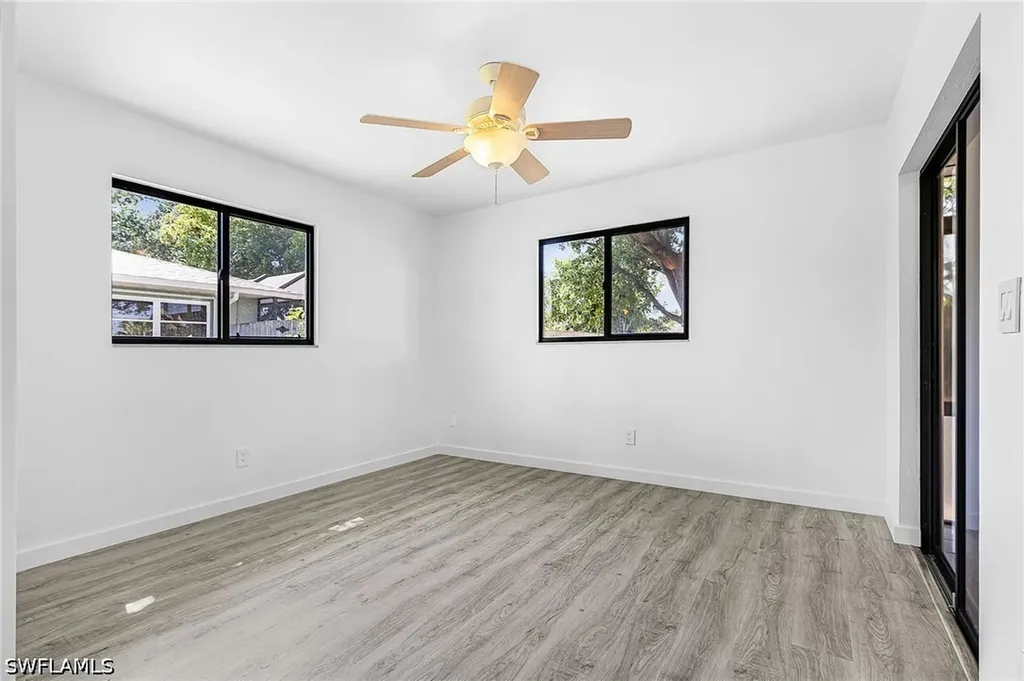 2220 SE 8th Terrace Cape Coral FL 33990