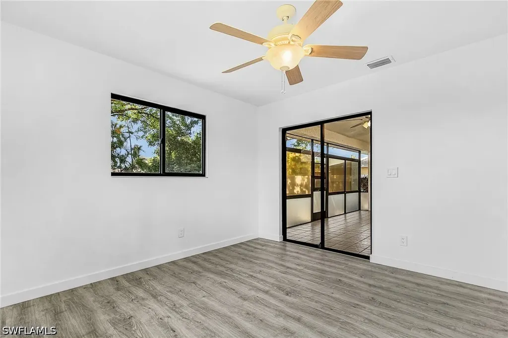 2220 SE 8th Terrace Cape Coral FL 33990