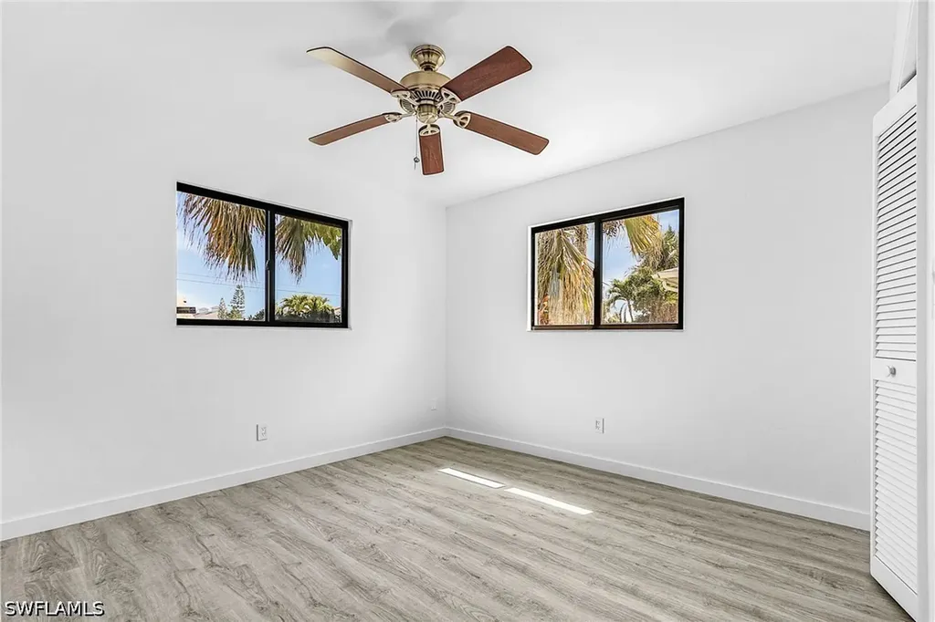 2220 SE 8th Terrace Cape Coral FL 33990