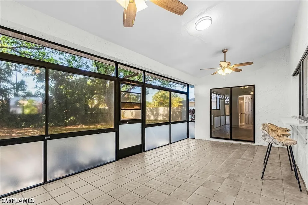 2220 SE 8th Terrace Cape Coral FL 33990