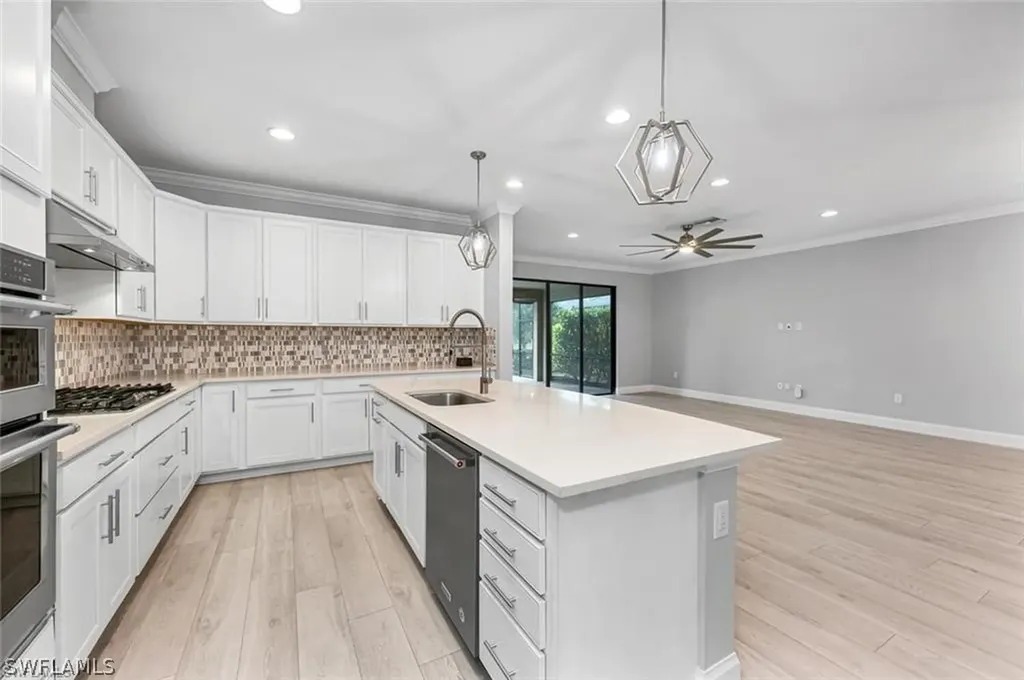 16273 Borelle Circle Naples FL 34110