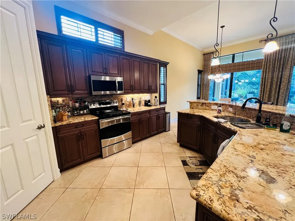 15903 Secoya Reserve Circle Naples FL 34110