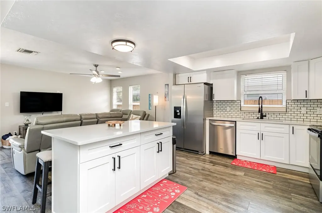 517 98th Avenue N Naples FL 34108