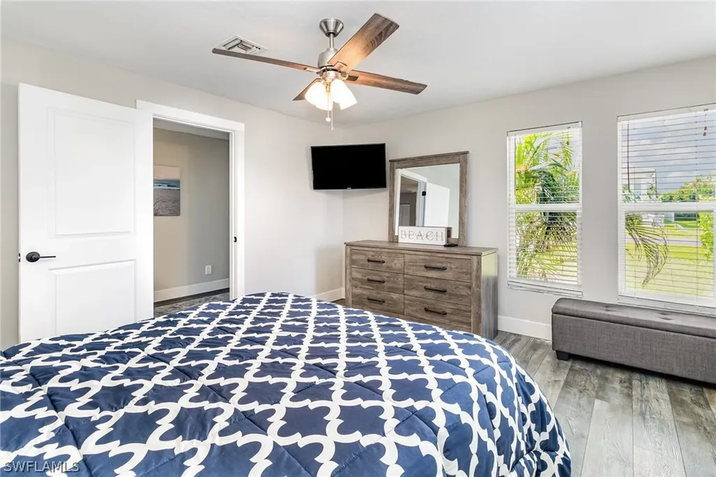 517 98th Avenue N Naples FL 34108