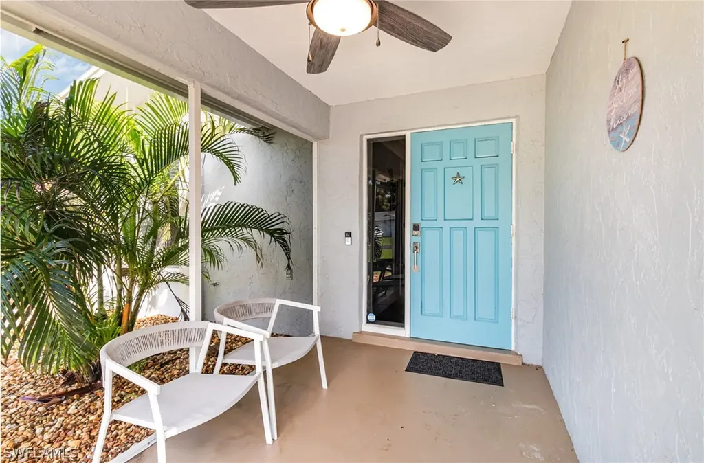 517 98th Avenue N Naples FL 34108