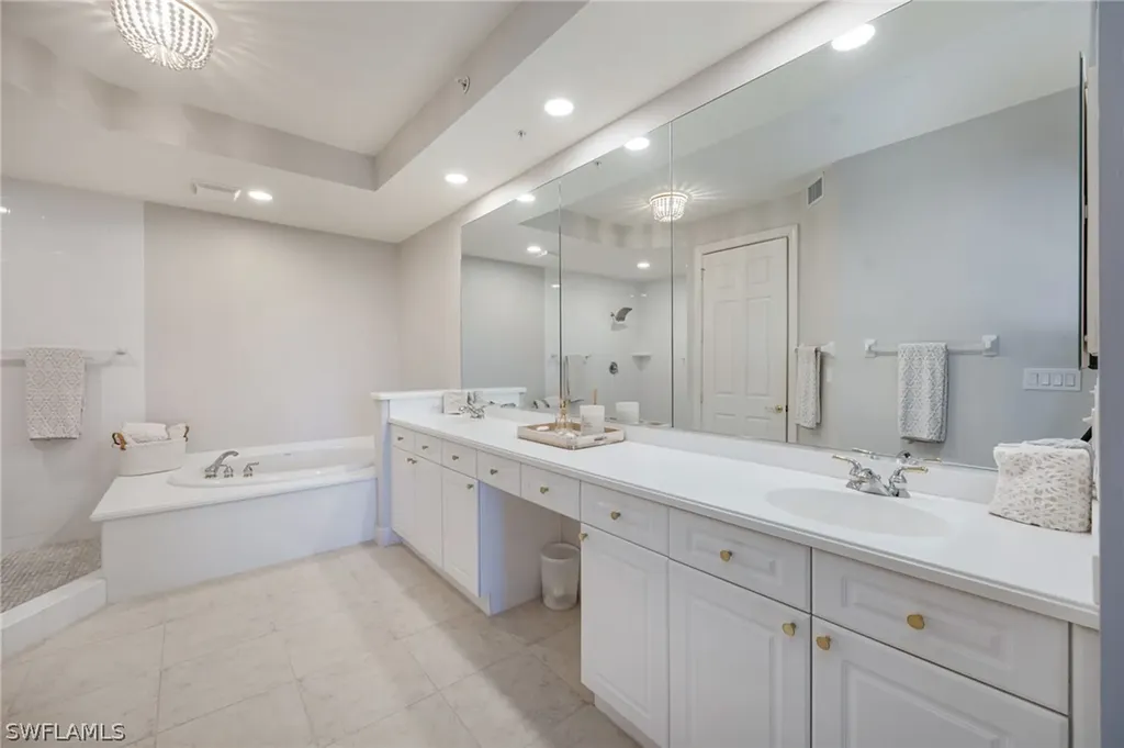 740 Waterford Drive Naples FL 34113