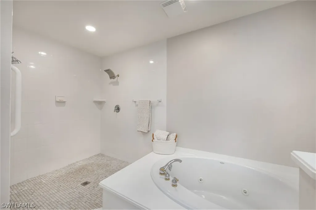 740 Waterford Drive Naples FL 34113