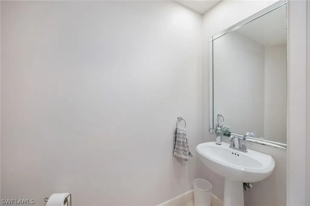 740 Waterford Drive Naples FL 34113