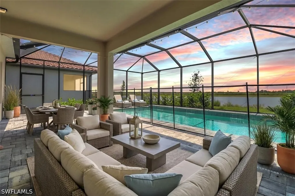 4652 Centaurus Circle Naples FL 34120