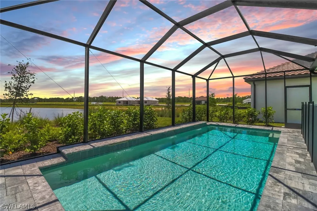4652 Centaurus Circle Naples FL 34120
