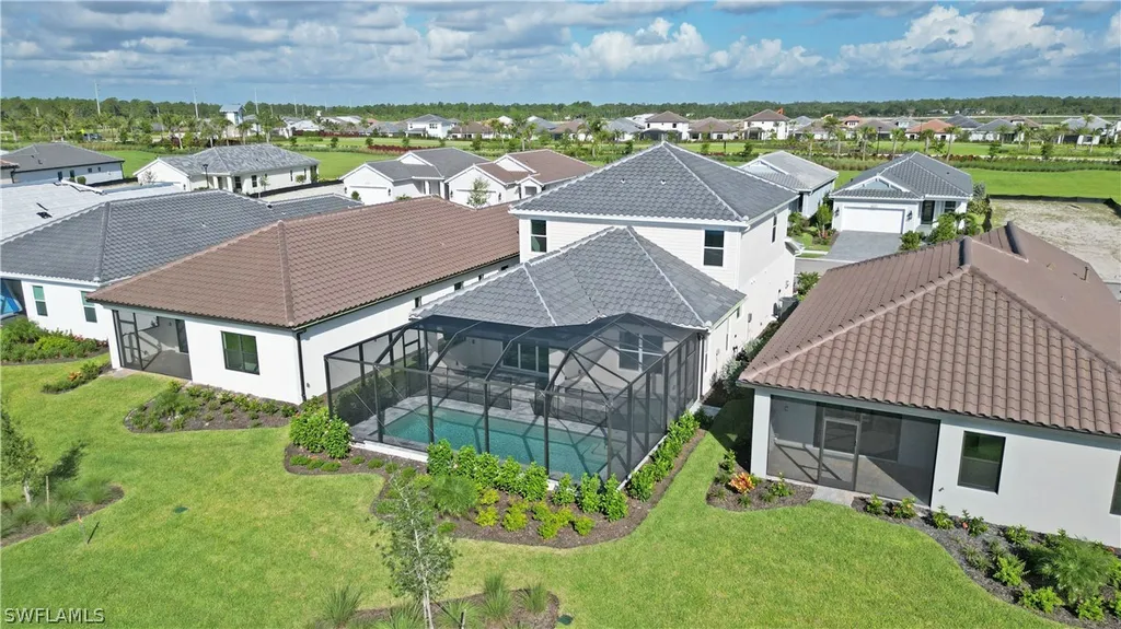 4652 Centaurus Circle Naples FL 34120