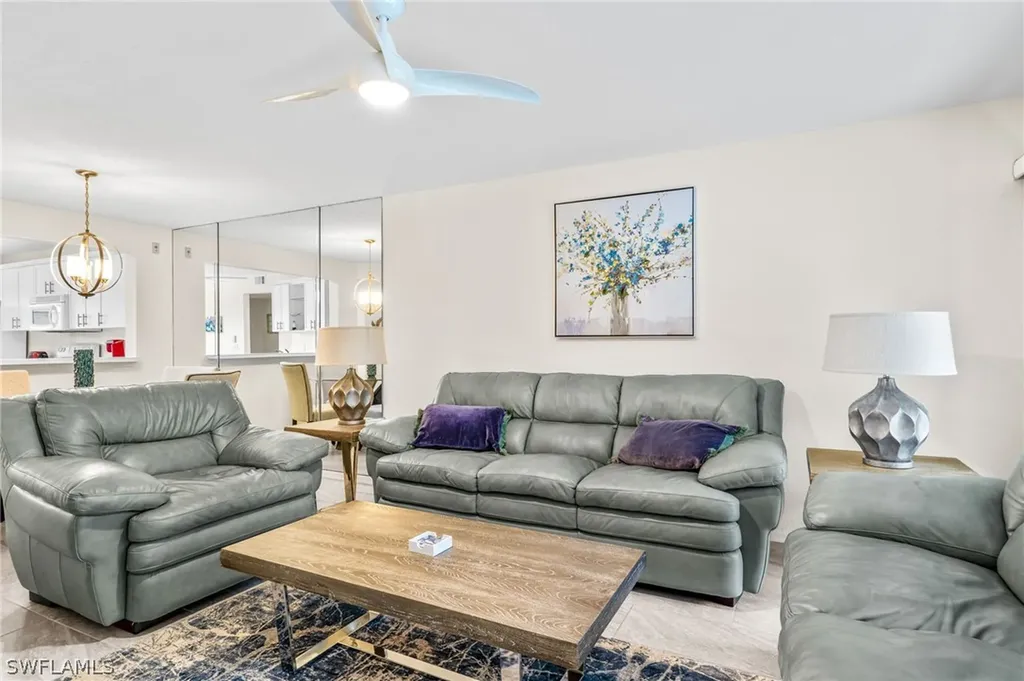 228 Belina Drive Naples FL 34104