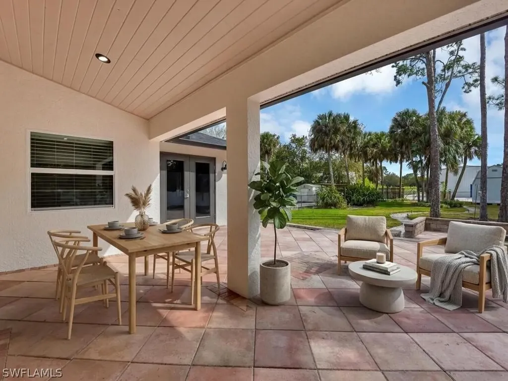 6070 Lancewood Way Naples FL 34116