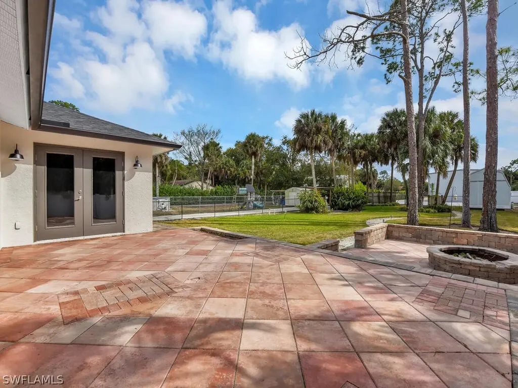 6070 Lancewood Way Naples FL 34116