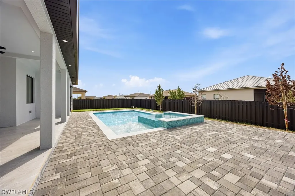 642 NW 28th Terrace Cape Coral FL 33993