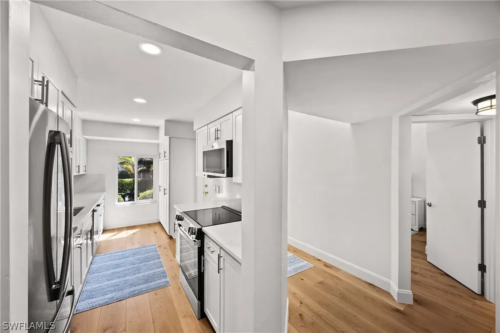 375 8th Avenue S Naples FL 34102