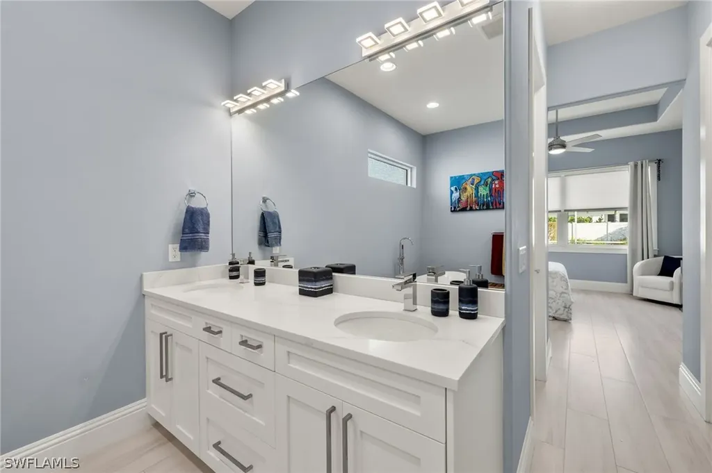 17 Willoughby Drive Naples FL 34110