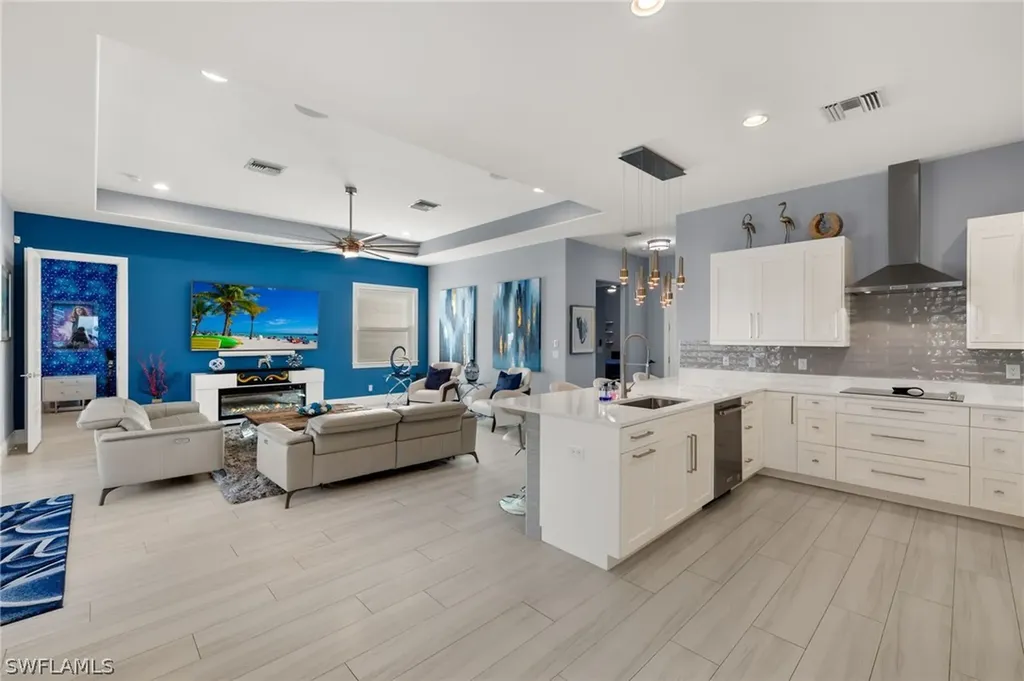 17 Willoughby Drive Naples FL 34110